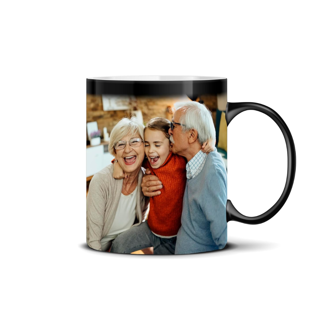 Taza mágica con foto personalizada.